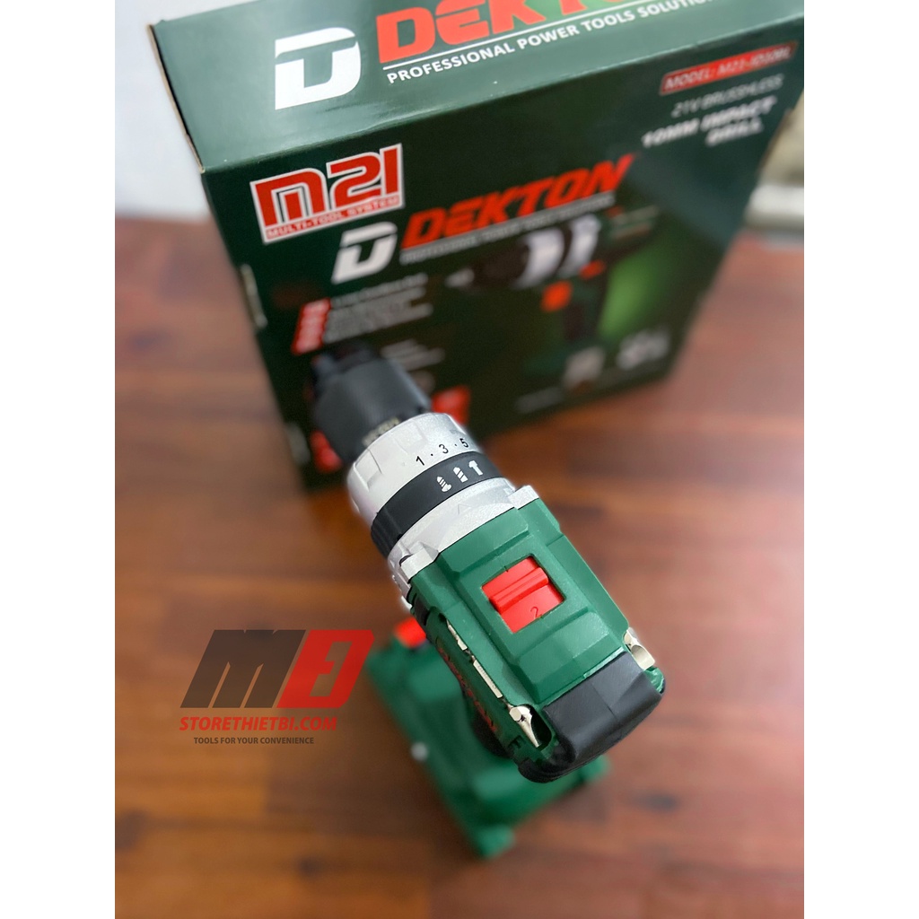 Máy Khoan Búa 3 Chức Năng Pin 21v Autolock 10mm Dekton 50Nm / M21-ID10BL / Motor Brushless / Chân Pin Phổ Thông Makita