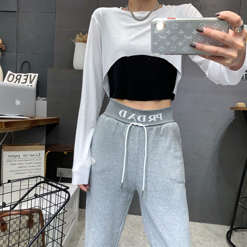 Quần bom bo gấu cá tính chất da cá xịn xò cạp chữ cá tính siêu hot ROSA BOUTIQUE