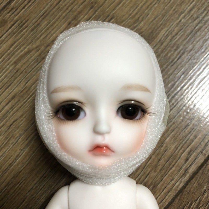 Búp bê bjd lati Lea da trắng tuyết snow white skin rc face up sẵn như ảnh