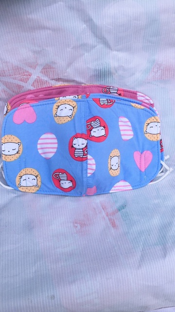 Khẩu trang cotton 3 lớp họa tiết cho nữ