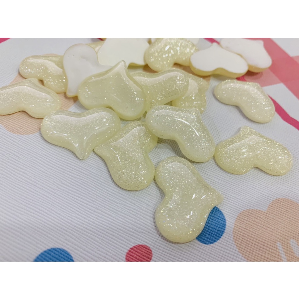Charm (C04) slime/ Dụng Cụ Charm Trang Trí Xinh Xắn (Trái tim, Nơ, Xe Lửa, Xe hơi, Khỉ) - Không kèm keo dán &amp; nút