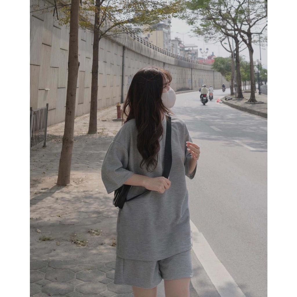 Bộ Thun Trơn Cộc Tay Tổ Ong MEESTORE - Set Form Rộng Áo Tay Lỡ Kèm Quần Short Unisex Cá Tính