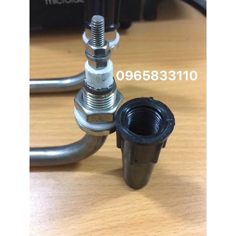 Đầu nhựa chịu nhiệt ,cách điện zen M16