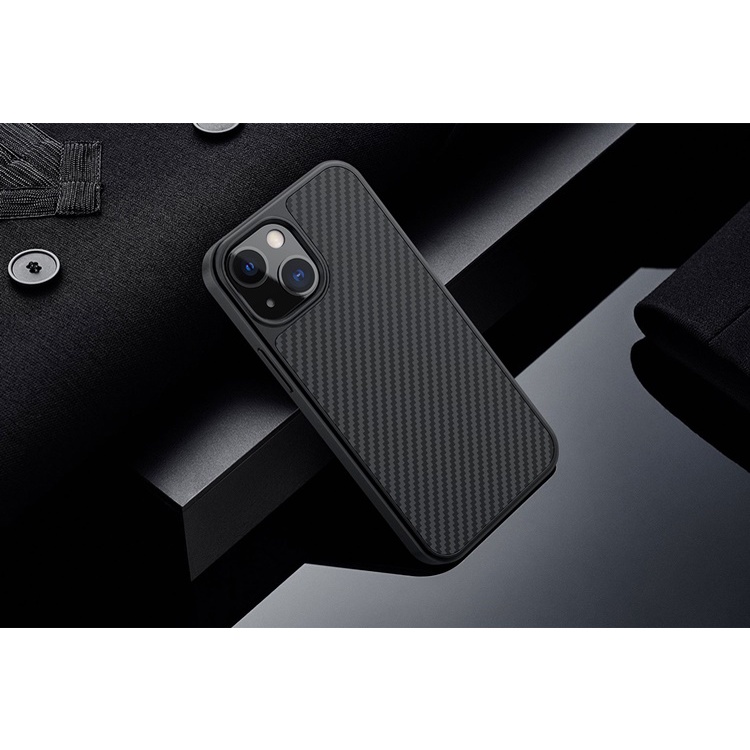 Ốp lưng Nillkin Vân Carbon cho iPhone 13, 13 Pro, 13 Pro Max, 12, 12 Pro, 12 Pro Max viền dẻo chống sốc -Full box