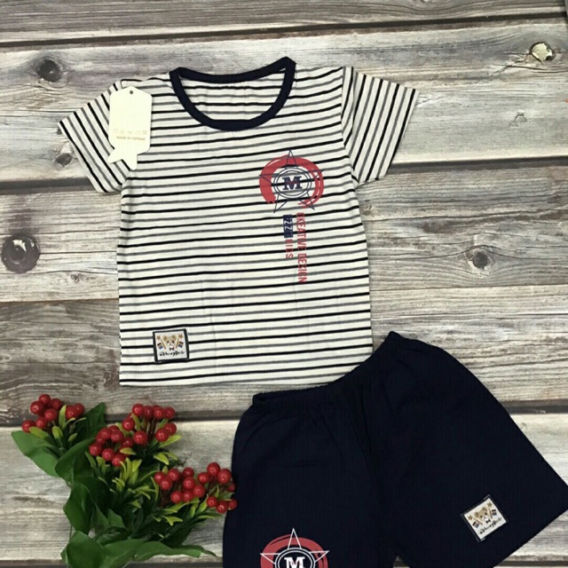 Bộ kẻ quần màu happy kids