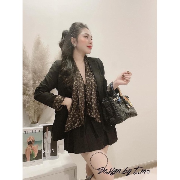 ⚡️BÁN SỈ⚡️Áo vest 2 màu đen và nâu tặng kèm khăn lụa