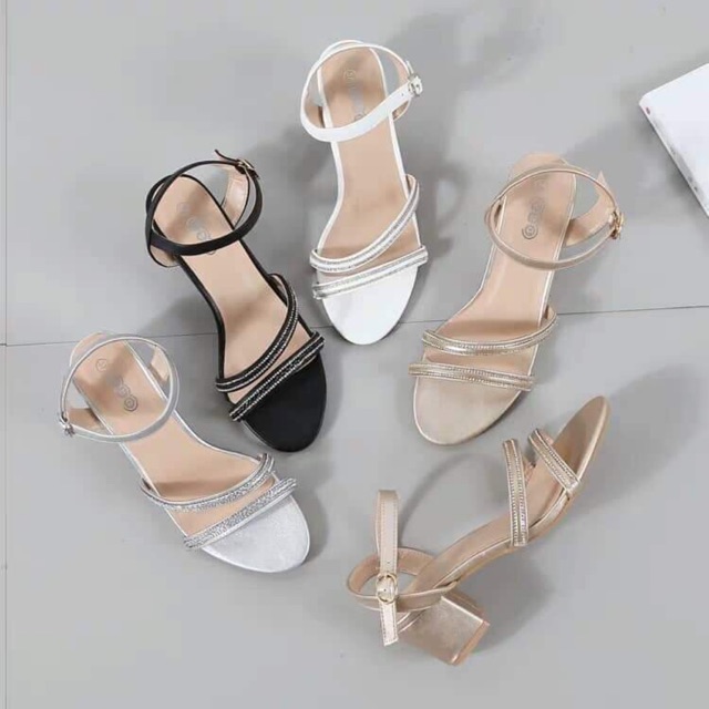 Sandal sz40 màu bạc