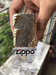 ĐẾ TRƯNG BÀY BẬT LỬA ZIPPO 02