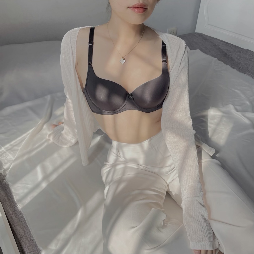 Áo lót nữ Ame trơn có gọng tàng hình mút vừa - Áo lót học sinh - Áo lót nữ mặc áo dài trơn - RW36