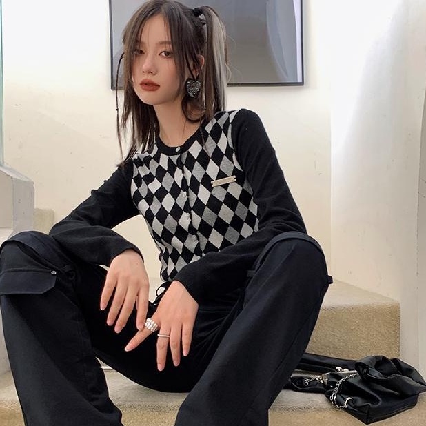 【ZHELIHANGFEI】Áo Cardigan Dệt Kim Tay Dài Eo Cao Đính Đá Trẻ Trung Quyến Rũ Dành Cho Nữ