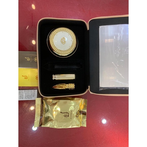 Phấn nước Whoo Luxury Golden CC Cushion