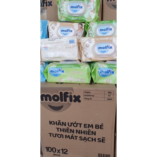Thùng 12 gói khăn ướt molfix thiên nhiên ( gói 100 tờ )