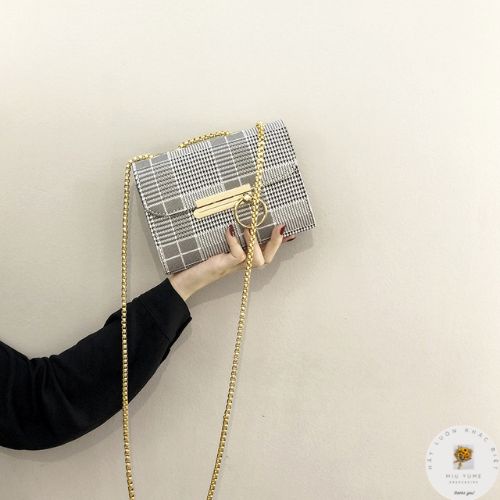 Túi xách nữ đẹp đeo chéo thời có dây xích khóa túi cực cool  cao cấp AN21