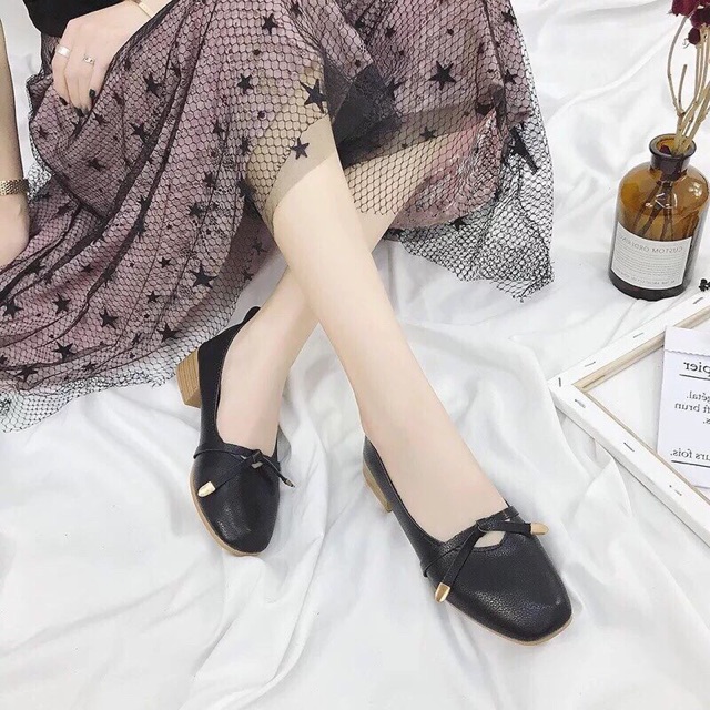 Giày gót vuông xinh xinh | BigBuy360 - bigbuy360.vn