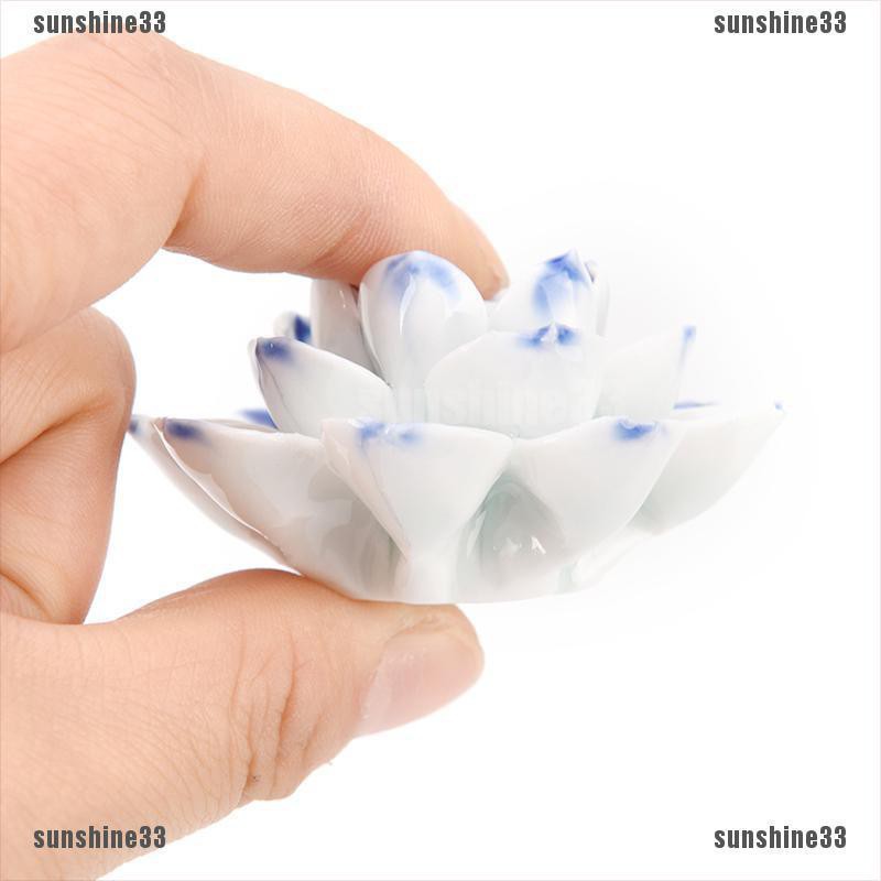 Đế Đốt Trầm Hương Bằng Gốm Hình Hoa Sen Tỷ Lệ 1 / 3