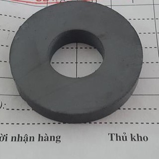 Nam châm ferrite 80x10 lỗ 40mm