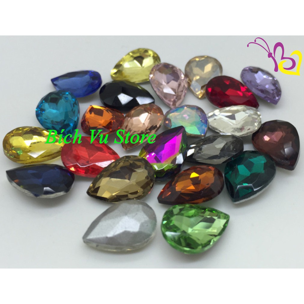 Đá hình giọt nước (1cm) trang trí móng tay  (10 viên/27k)