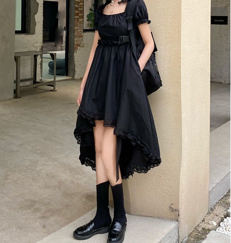 New dark black waistline slim design with red square collar and large swing short sleeve dress for women