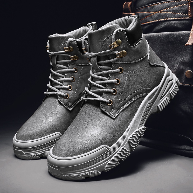 [ZY Martin boots Martin] Giày Bốt Nam. Giày Boot Phong Cách Trẻ Trung Cá Tính Dành Cho Nam Giày Boot Phong Cách Trẻ Trung Cá Tính Dành Cho Nam Áo Mưa Chống Thấm Nước Tiện Dụng Dép Quai Ngang Chống Trượt Thời Trang Găng Tay Chống Mòn Chống Mòn Chất Lượng C