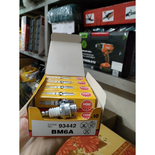Buri máy cắt cỏ 2 thì, Buji máy cưa xích, Buji Made in Japan, Buji chân ngắn