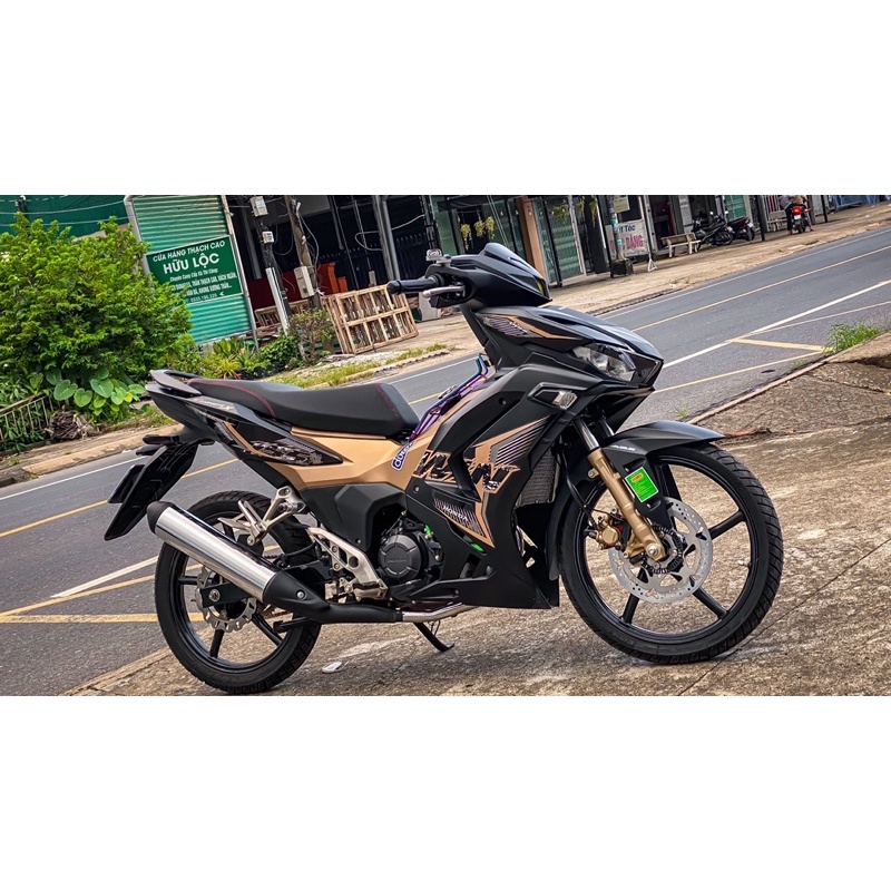 Tem rời Winner X V3 dán cho xe màu đen đồng