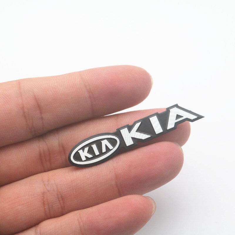 Set 4 miếng dán 3D bằng nhôm trang trí loa Kia Sportage Rio Picanto Forte 12-20 2021