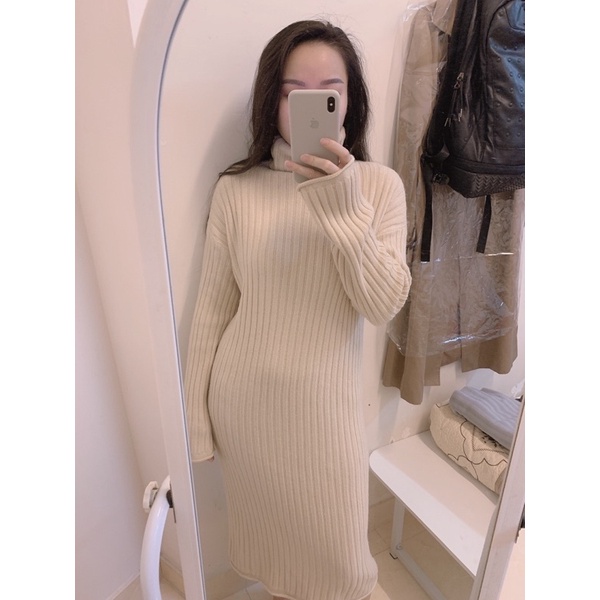 Thanh lý váy len cổ lọ dáng xuông