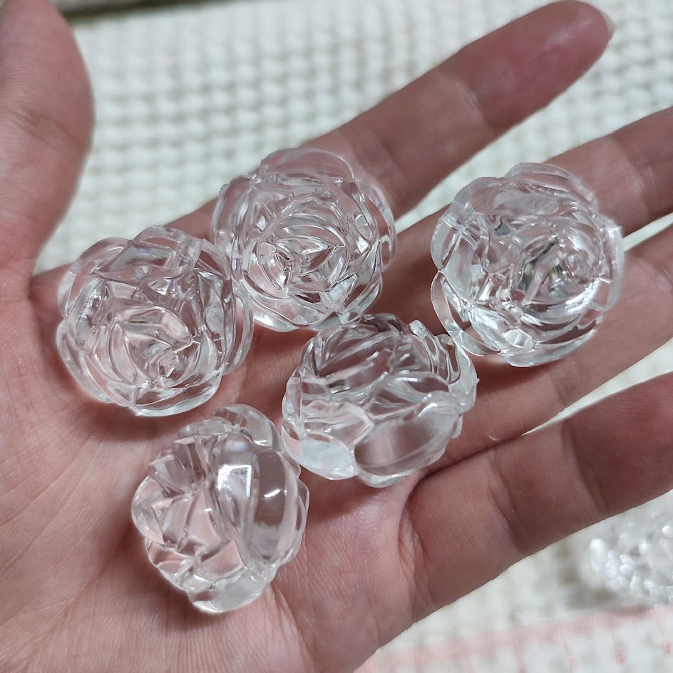 100gr hạt nhựa giả pha lê làm rèm cửa, chuông gió màu trắng trong
