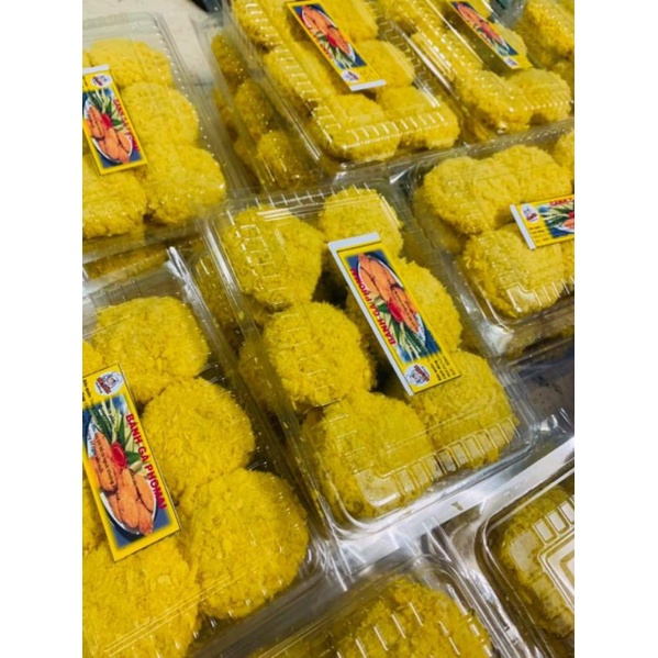 Bánh Gà Nhân Phô Mai 1 Hộp 10 Bánh
