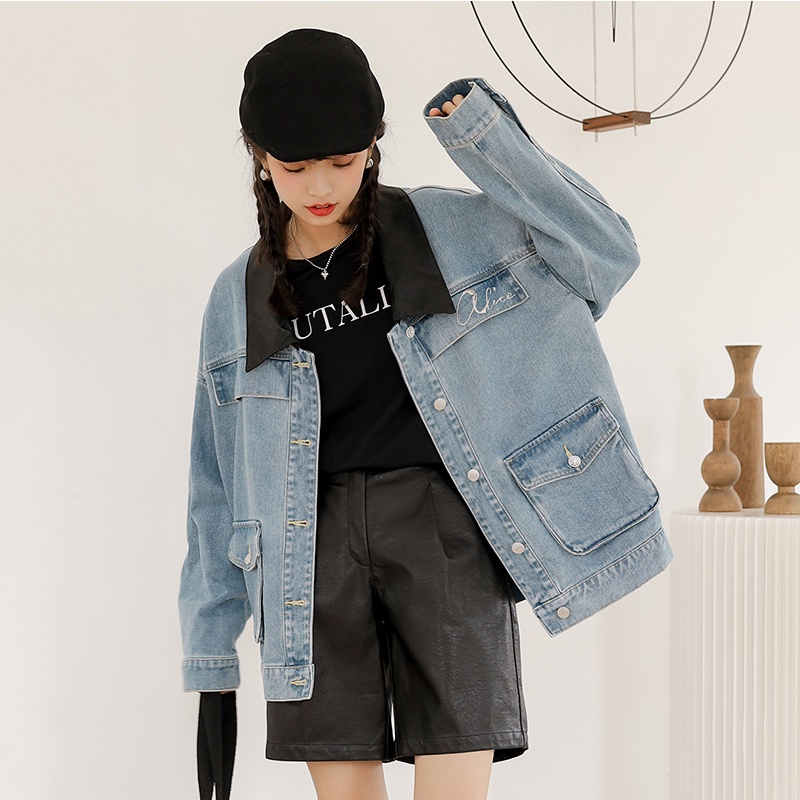 Áo khoác denim IELGY dáng rộng thêu họa tiết cá tính thời trang cho nữ