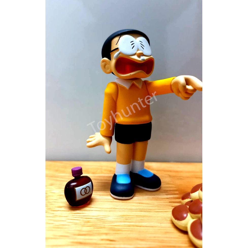 Mô Hình Chính Hãng Doreamon UDF Nobi & bánh