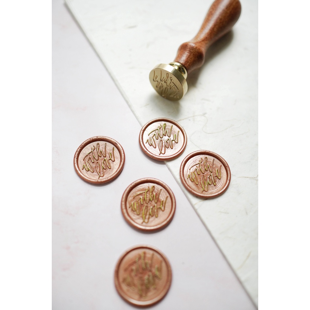 Con dấu sáp niêm phong - mẫu chữ With love