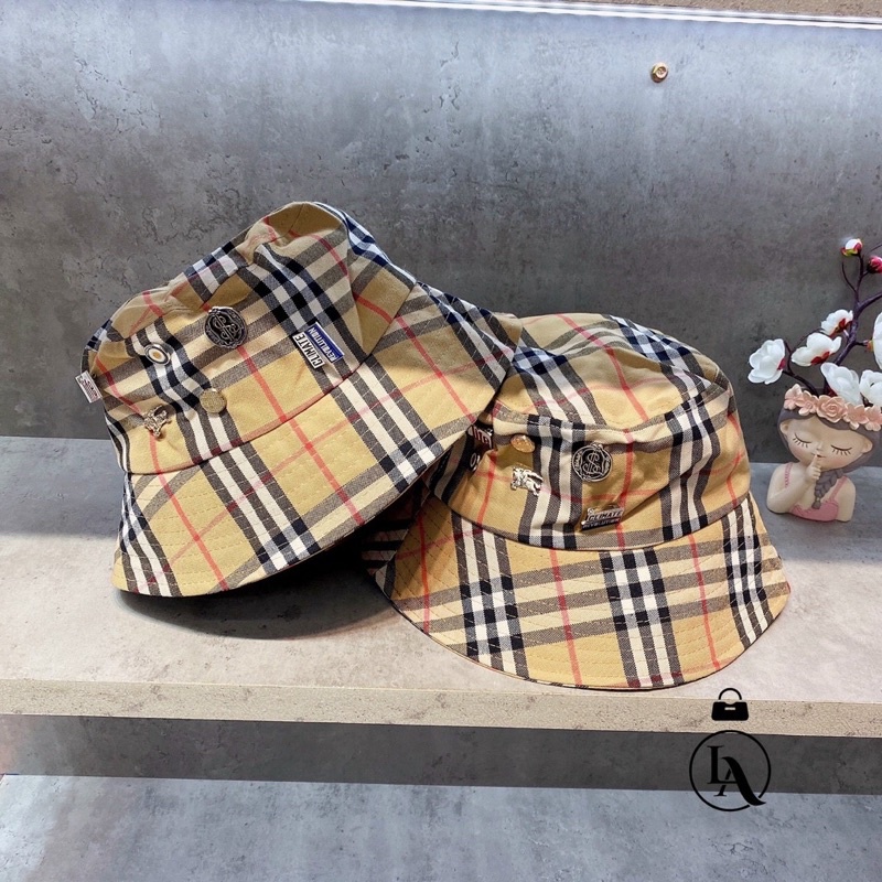 Mũ vành bucket bbr đính tag