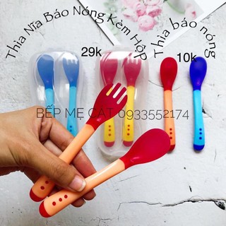 Thìa nĩa ăn dặm báo nóng cho bé