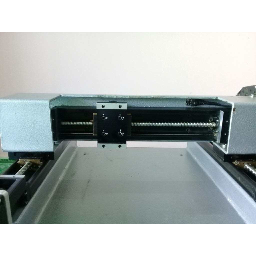 Máy CNC phay khung sắt hành trình 200x200x80mm