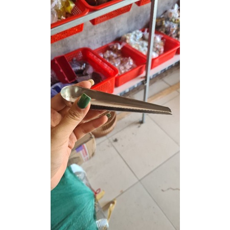 Xúc cám inox dùng được cho mọi loại lồng