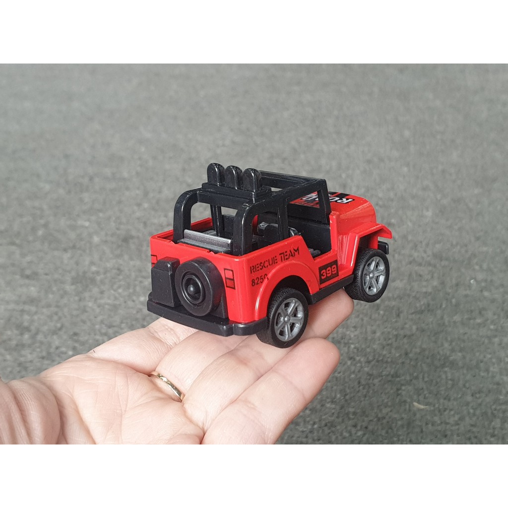 Xe Mô Hình Đồng Giá 25k - Mã 399-265D-04 . Xe Jeep Địa Hình Màu Đỏ Size Mini - Có Chạy Trớn