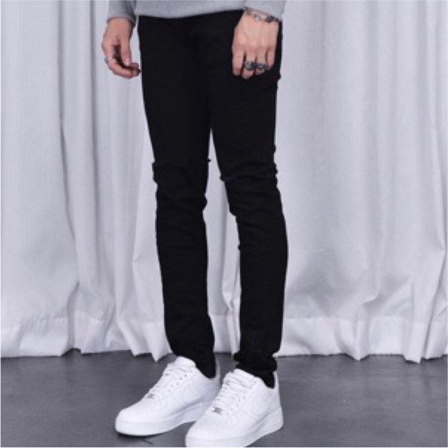 Quần Jeans Đen Trơn - Rách Gối