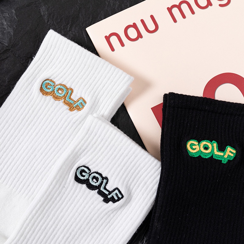 Vớ thể thao WAFNHA D168 màu trắng/ đen thêu họa tiết chữ cái thời trang