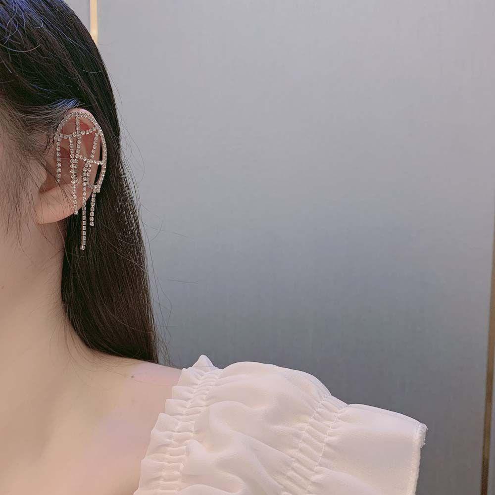 Khuyên Tai Dạng Móc Hình Học Cá Tính Cho Nữ MXMUSTY|Áo Thun Tay Ngắn Cổ Tròn In Hình Thời Trang Cá Tính|Khuyên Đeo Vành Tai Thời Trang Cá Tính