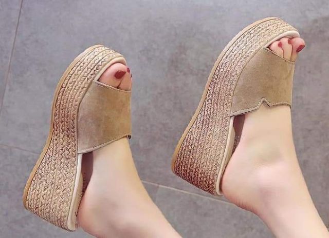Dép đế xuồng cói 8p