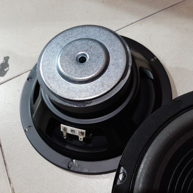 1 chiếc bass 20 - 2 tấc nội địa china