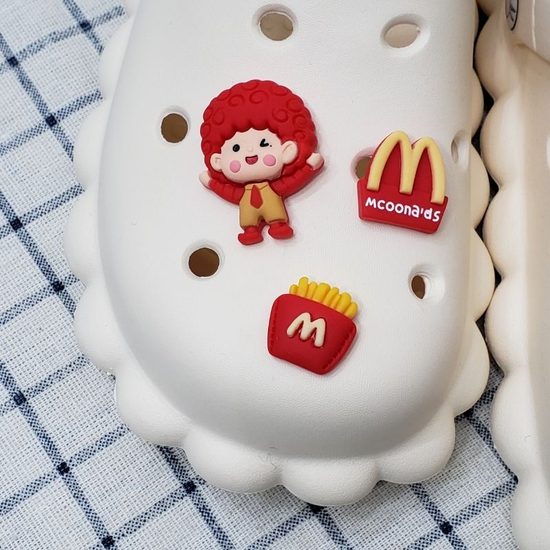 sticker dép crocsPhụ Kiện Trang Trí Giày Hình Hoạt Hình Đáng Yêu
