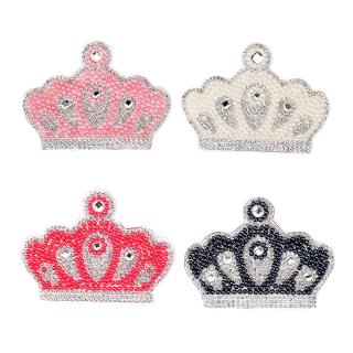 Miếng sticker ủi dán thêu hình vương miện đính đá