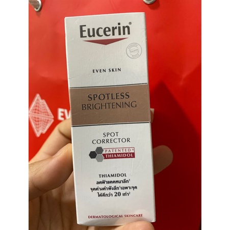 Bút chấm thâm nám, thâm mụn EUCERIN UltraWhite + Spotless Spot Corrector 5ml
