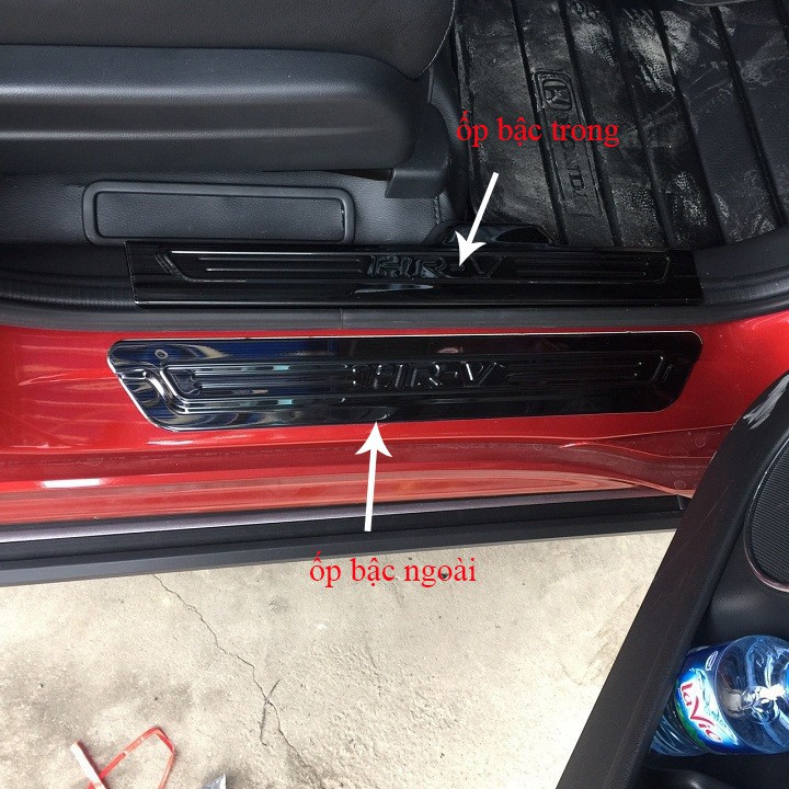 Bộ 8 ốp bậc trong ngoài xe Honda HR-V mẫu titan