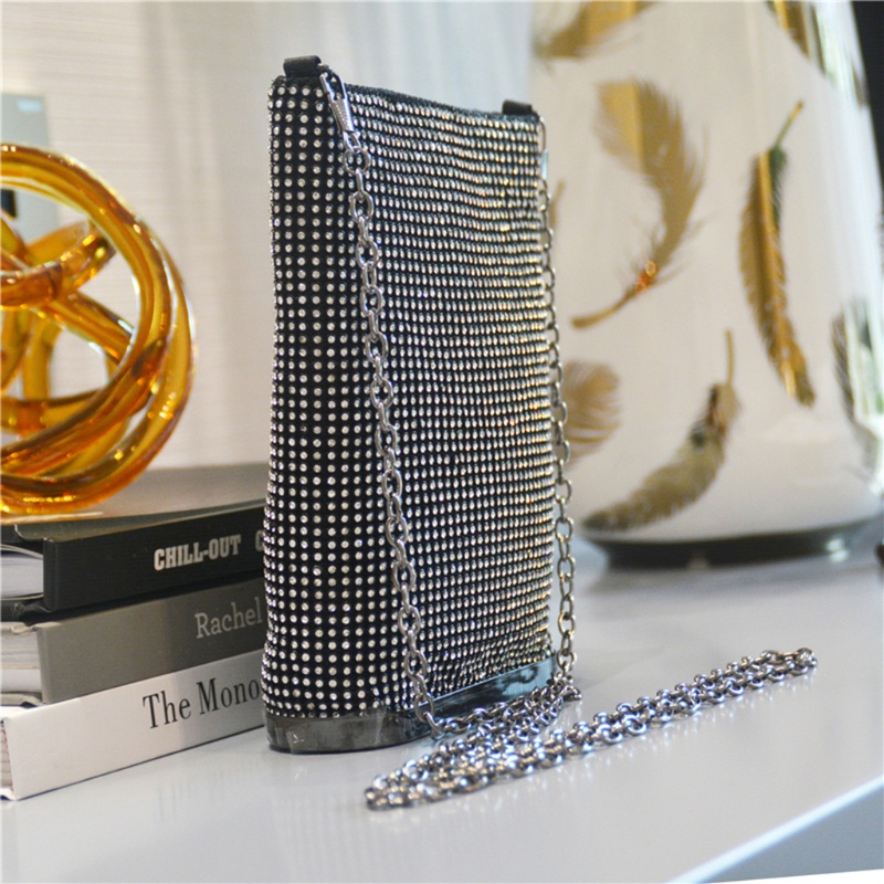 Túi Đeo Chéo Đính Đá Phối Tua Rua Thời Trang Sang Trọng Cho Nữ