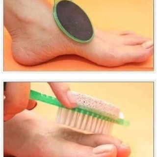 Dụng cụ chà gót chân 4in1