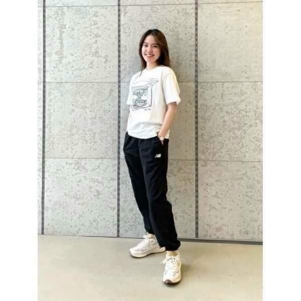 Quần gió thể thao NB