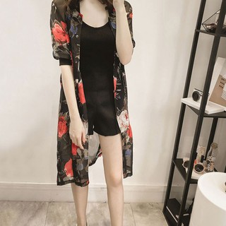 Áo choàng kimono in hoa